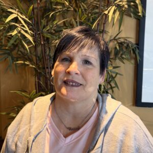 Erin McKinnon Headshot encounterswithjesus.cc